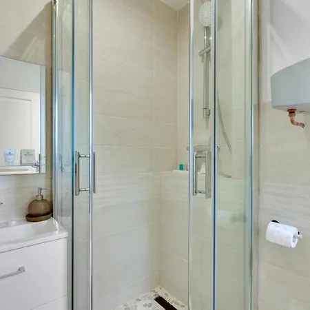 810 Lucky Sam - Superb Apartamento